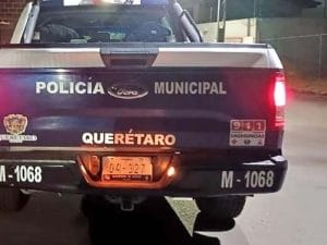Los restos humanos fueron depositados en una maleta y depositados junto a bolsas de basura; fiscalía de Querétaro ya investiga los hechos.