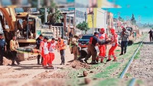 Rescatan a trabajadores sepultados en una zanja en la avenida Ruiz Cortines de Nogales